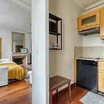Bohemian & Authentic Parisian Flat - 07